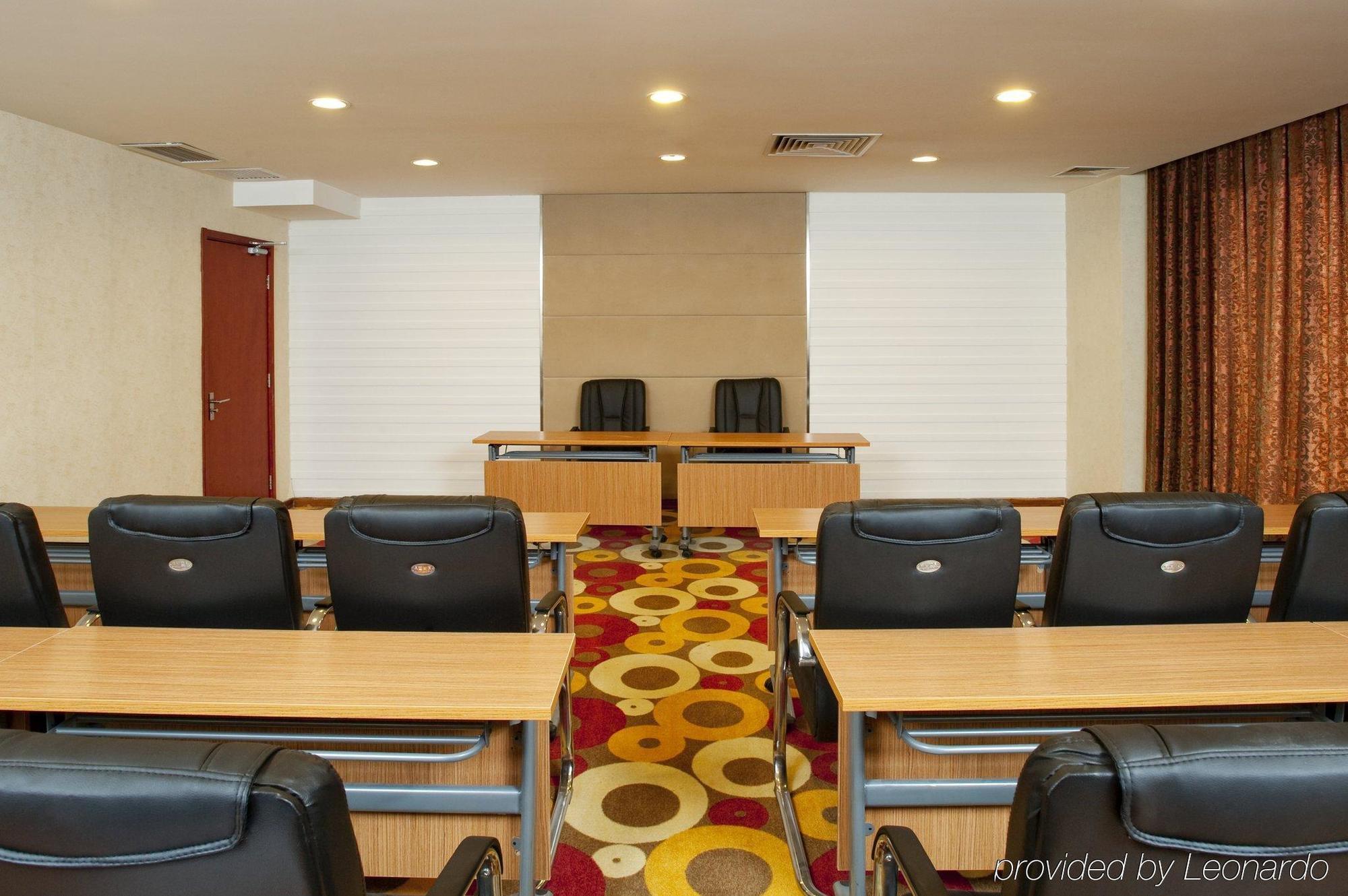 Holiday Inn Express Tianjin Dongli, An Ihg Hotel Servizi foto